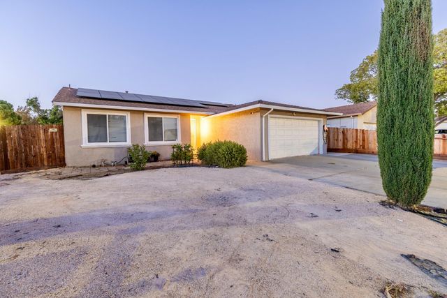 589 San Gabriel Ct, Manteca, CA 95336