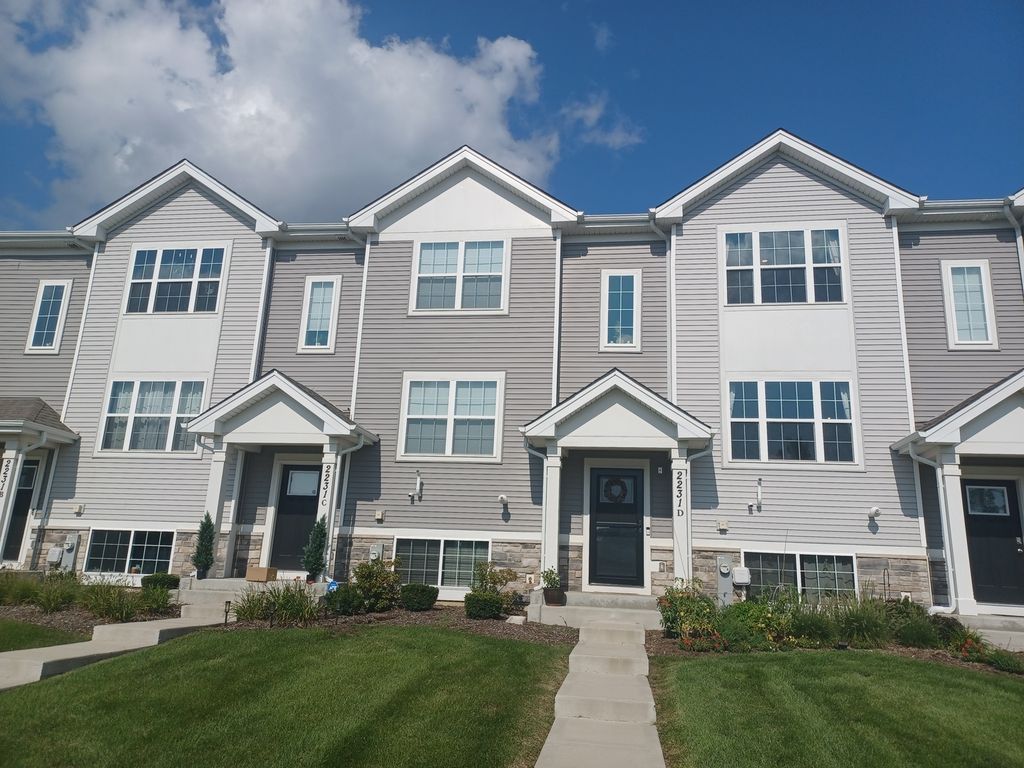2231 Sassafras Way D, Wonder Lake, IL 60097