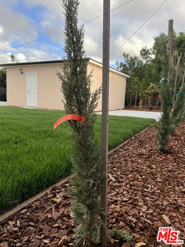 15605 S Berendo Avenue, Gardena, CA 90247