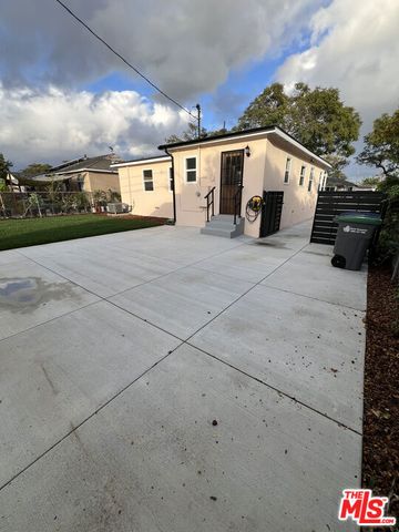 15605 S Berendo Avenue, Gardena, CA 90247