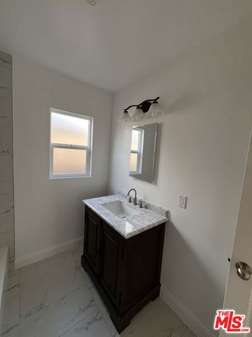 15605 S Berendo Avenue, Gardena, CA 90247