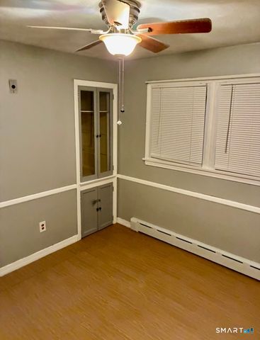 53 Hamden Avenue, Waterbury, CT 06704