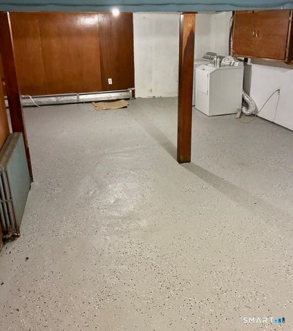 53 Hamden Avenue, Waterbury, CT 06704