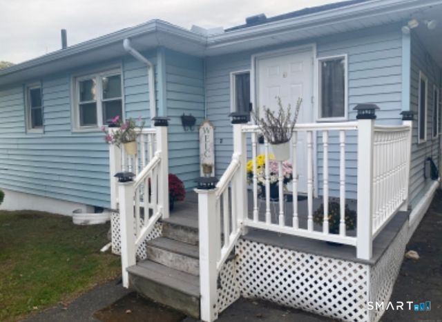 53 Hamden Avenue, Waterbury, CT 06704