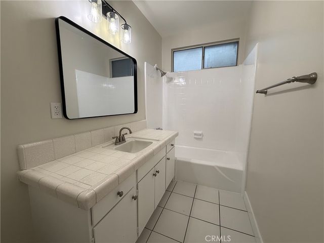 2421 S Carolina J, San Pedro, CA 90731