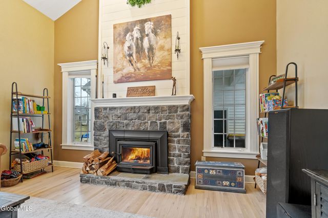 7 Royal Henley Court, Saratoga Springs, Outside, NY 12866