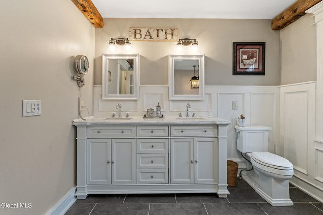 7 Royal Henley Court, Saratoga Springs, Outside, NY 12866