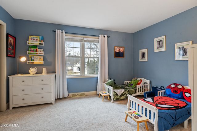 7 Royal Henley Court, Saratoga Springs, Outside, NY 12866