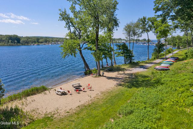 7 Royal Henley Court, Saratoga Springs, Outside, NY 12866