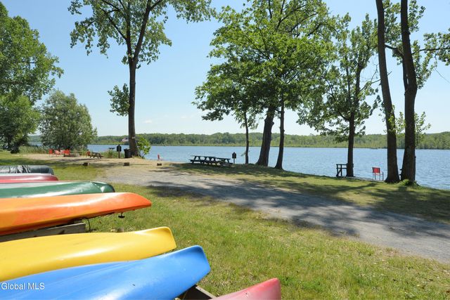 7 Royal Henley Court, Saratoga Springs, Outside, NY 12866