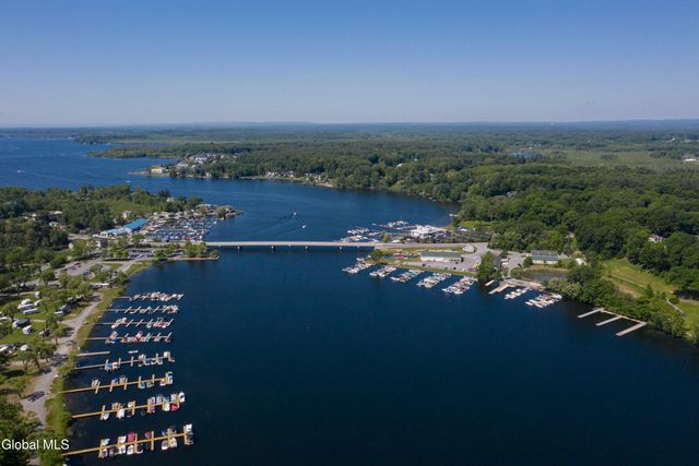 7 Royal Henley Court, Saratoga Springs, Outside, NY 12866