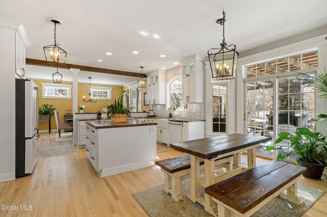 7 Royal Henley Court, Saratoga Springs, Outside, NY 12866