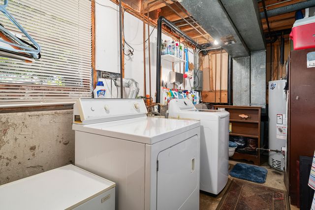 1407 Washington Street, Lake In The Hills, IL 60156