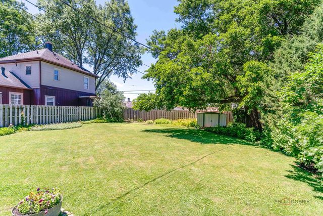 1407 Washington Street, Lake In The Hills, IL 60156
