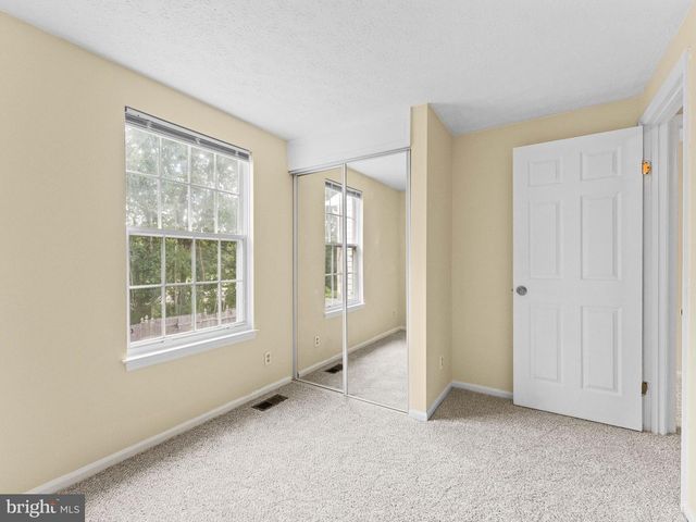 55 VICTORIA MANOR CT, Sicklerville, NJ 08081