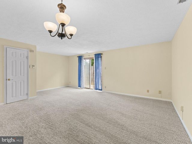 55 VICTORIA MANOR CT, Sicklerville, NJ 08081