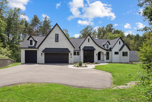5736 57th Street Cove N, Lake Elmo, MN 55042