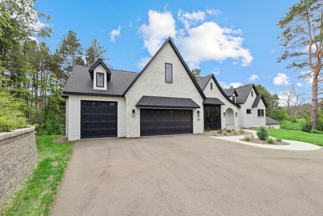 5736 57th Street Cove N, Lake Elmo, MN 55042