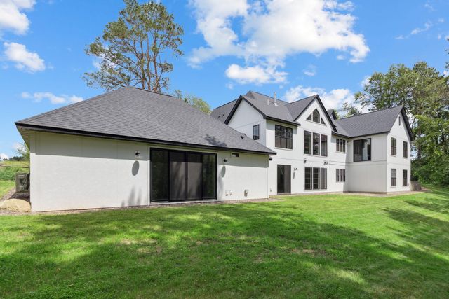 5736 57th Street Cove N, Lake Elmo, MN 55042