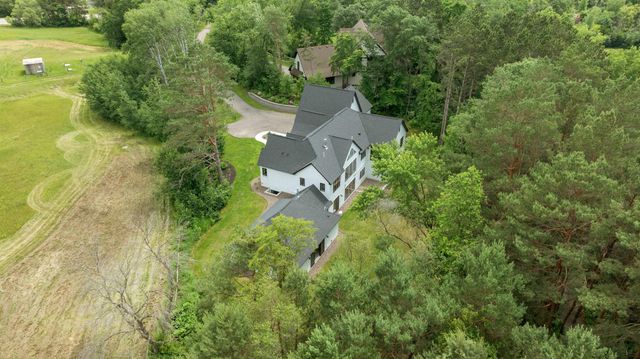 5736 57th Street Cove N, Lake Elmo, MN 55042