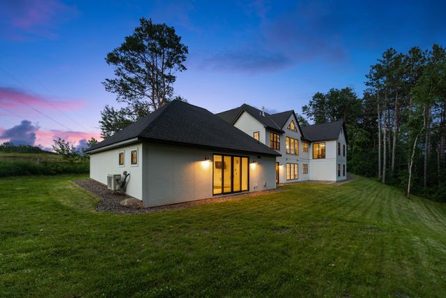 5736 57th Street Cove N, Lake Elmo, MN 55042
