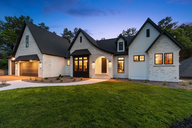 5736 57th Street Cove N, Lake Elmo, MN 55042