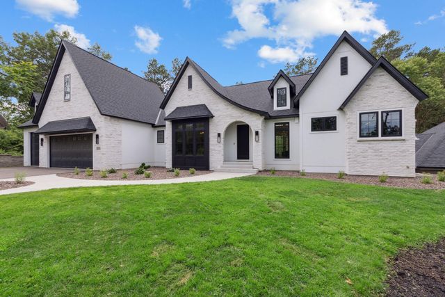 5736 57th Street Cove N, Lake Elmo, MN 55042