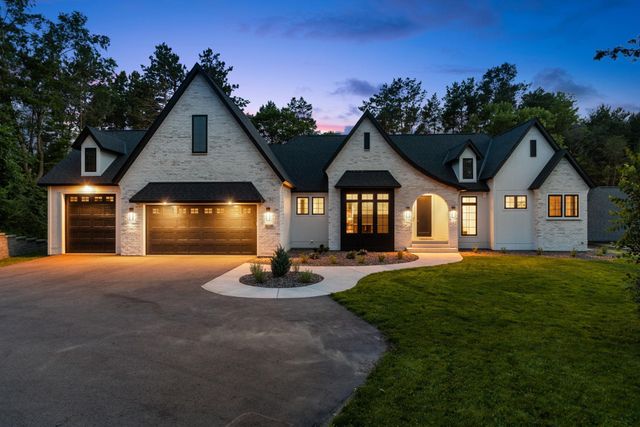 5736 57th Street Cove N, Lake Elmo, MN 55042