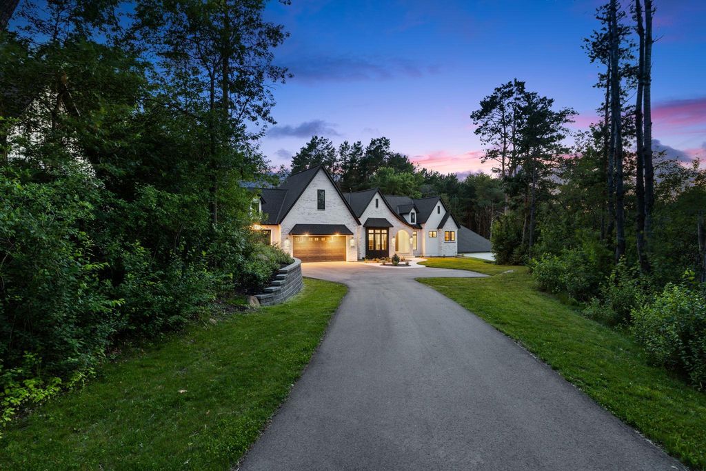 5736 57th Street Cove N, Lake Elmo, MN 55042 — exterior