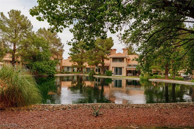 4957 Crooked Stick Way, Las Vegas, NV 89113