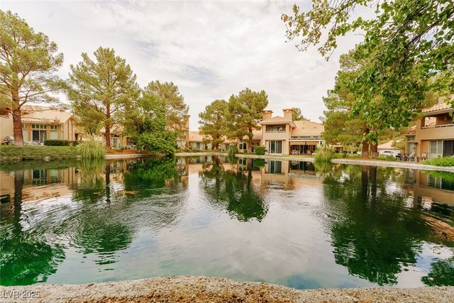 4957 Crooked Stick Way, Las Vegas, NV 89113