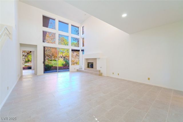 4957 Crooked Stick Way, Las Vegas, NV 89113