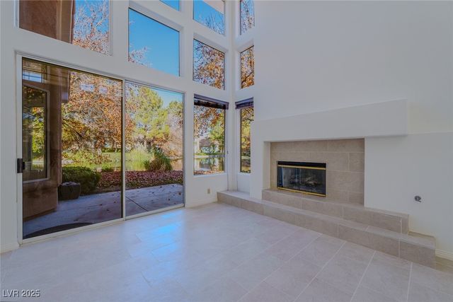 4957 Crooked Stick Way, Las Vegas, NV 89113