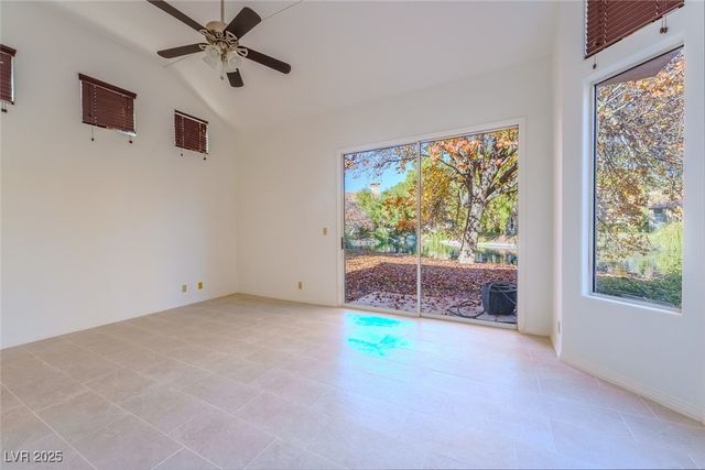 4957 Crooked Stick Way, Las Vegas, NV 89113