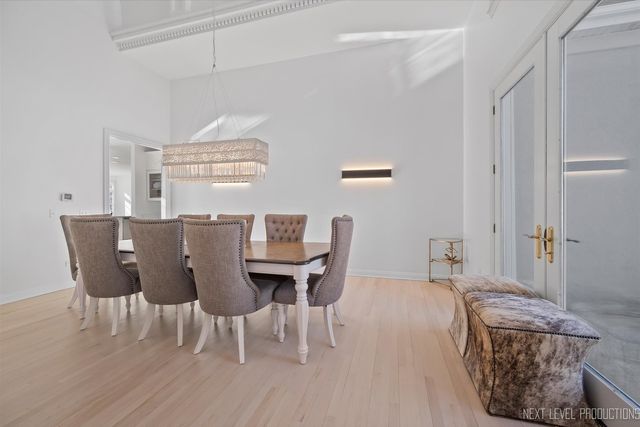 4206 Royal Fox Drive, St. Charles, IL 60174