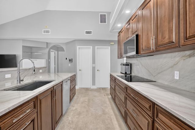 9410 Sea Turtle Manor, Plantation, FL 33324