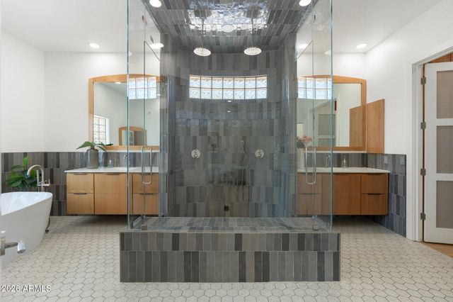 7471 E SUNNYVALE Drive, Scottsdale, AZ 85258