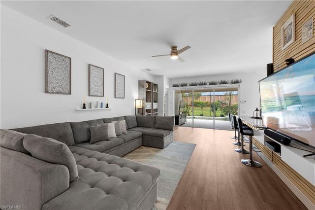 10037 Colonial Country Club BLVD, Fort Myers, FL 33913