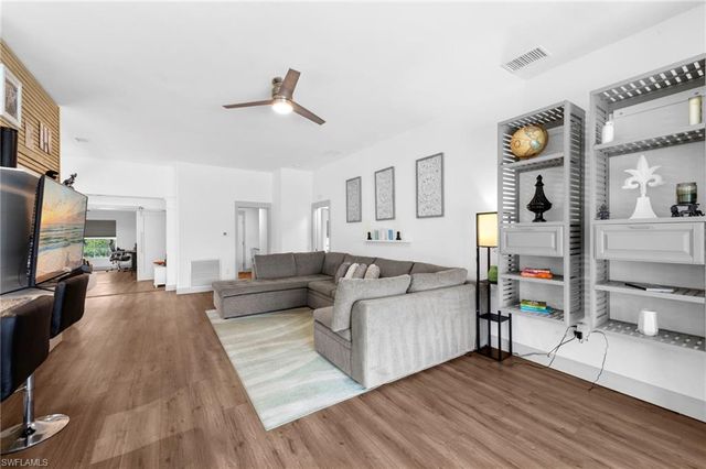 10037 Colonial Country Club BLVD, Fort Myers, FL 33913