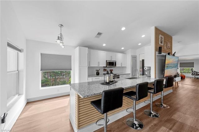 10037 Colonial Country Club BLVD, Fort Myers, FL 33913