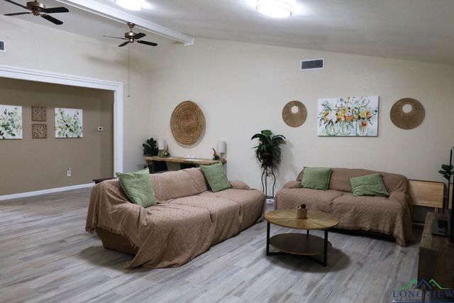 325 Roma, Waskom, TX 75692