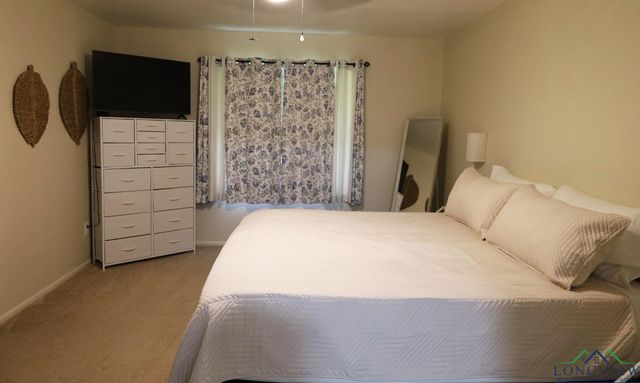 325 Roma, Waskom, TX 75692