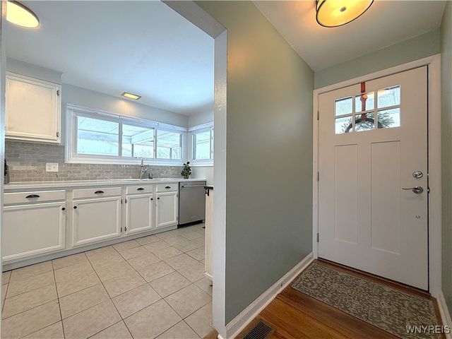 325 Glenalby Road, Tonawanda, NY 14150