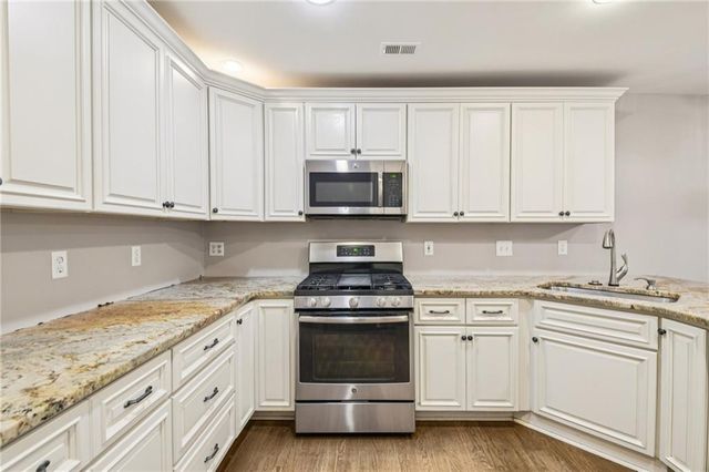 418 Carmain Lane NW, Marietta, GA 30064