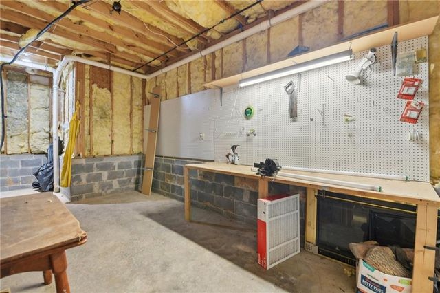 418 Carmain Lane NW, Marietta, GA 30064