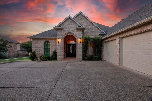1205 Indian Lake Trail, Corinth, TX 76210