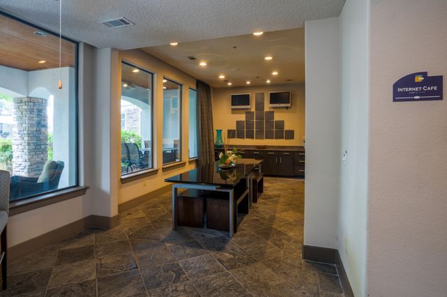 2600 Hillsboro Pike Apt 105, Nashville, TN 37212