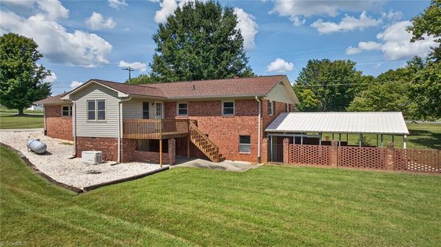 1335 Old Mill Farm Road, Lexington, NC 27295