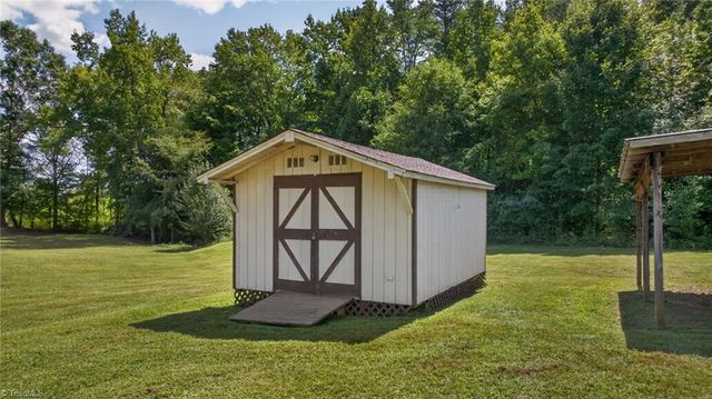 1335 Old Mill Farm Road, Lexington, NC 27295