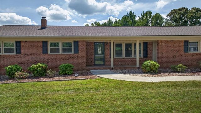 1335 Old Mill Farm Road, Lexington, NC 27295
